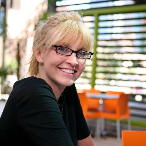 Jessica apply now bio photo customer testimonial